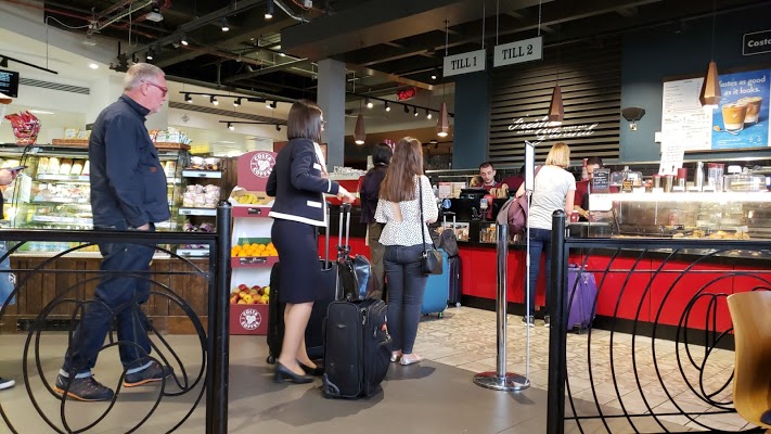 costa-coffee-gatwick-airport-south-terminal