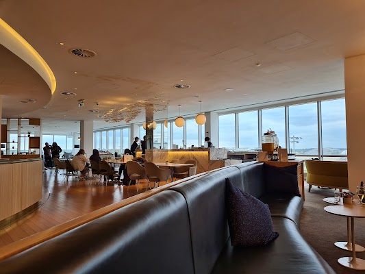 plaza-premium-lounge-london-gatwick-airport-lgw