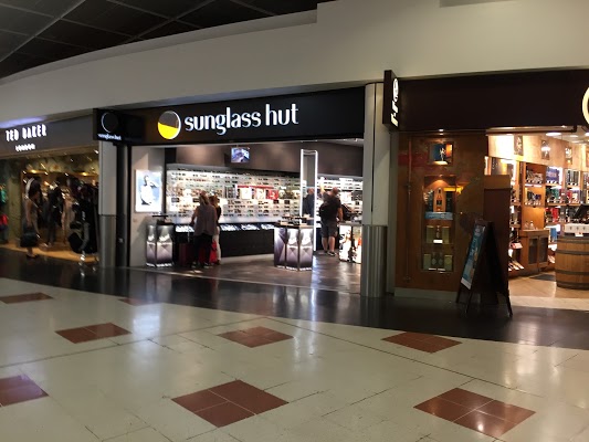 sunglass-hut